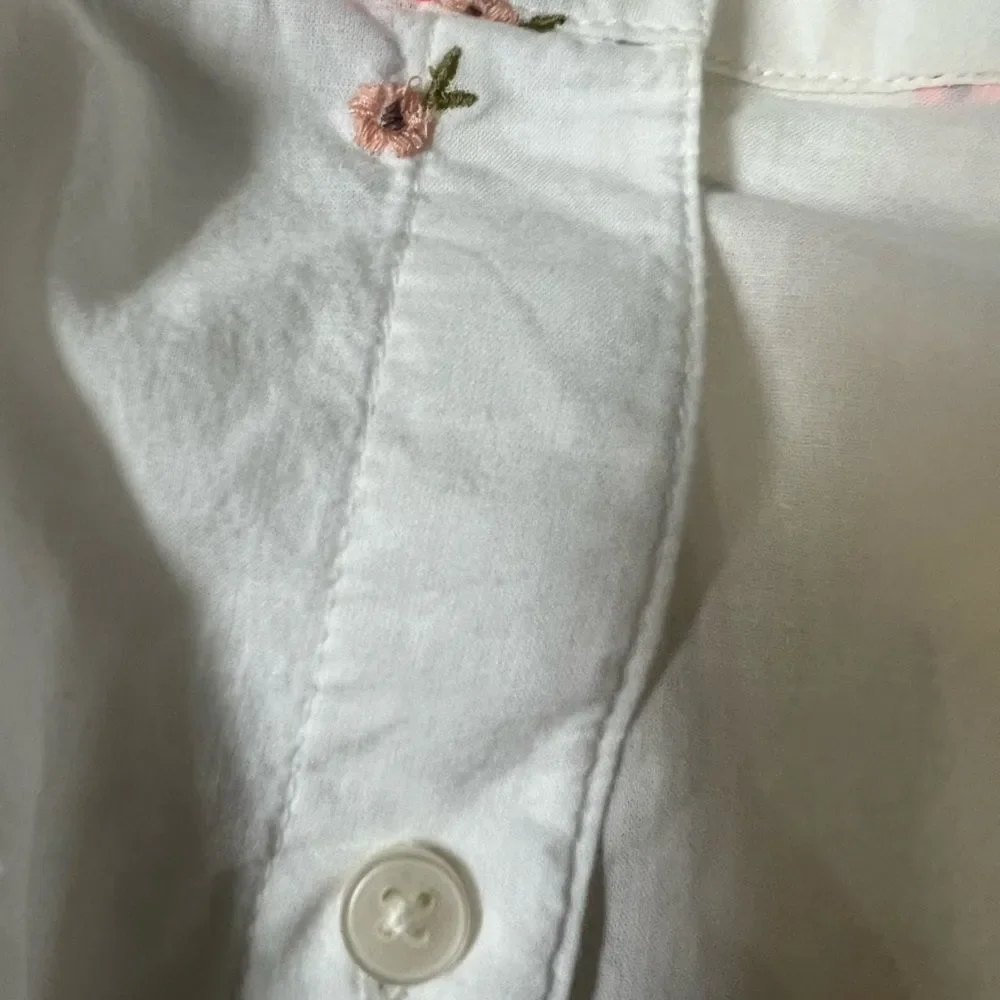 Old Navy White Floral Puff Sleeve Blouse - Cottagecore Style - Sz XS